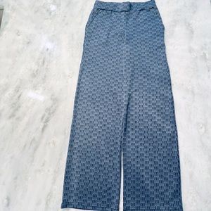 NWOT Zara wide leg pants w/ pockets,high waist Smoky blue/black design,size m/l